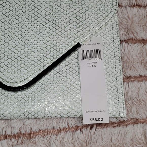 BCBG Clutch ๐ค - Picture 7 of 7
